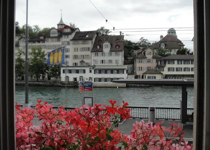 Krone-limmatquai Otel Zürih